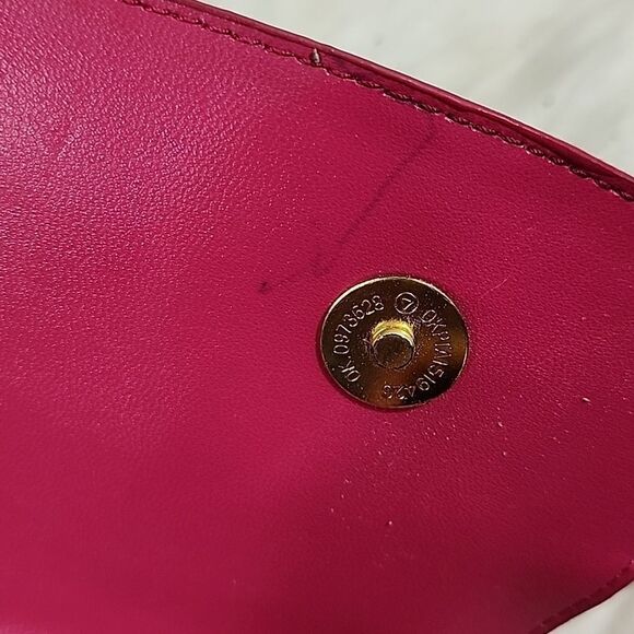 Silk Flap Fuschia Shoulder Bag with Matching Strap & Gold Tone Hardware - Picture 14 of 16